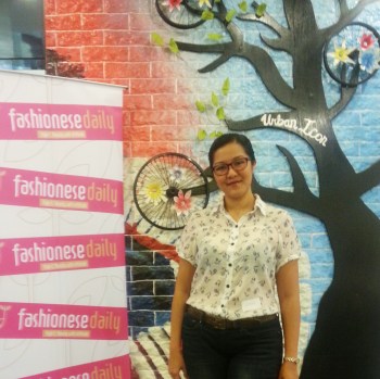 Posing in front of the mural :D