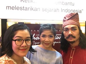 Foto bersama Nita dan Haikal Baron :))
