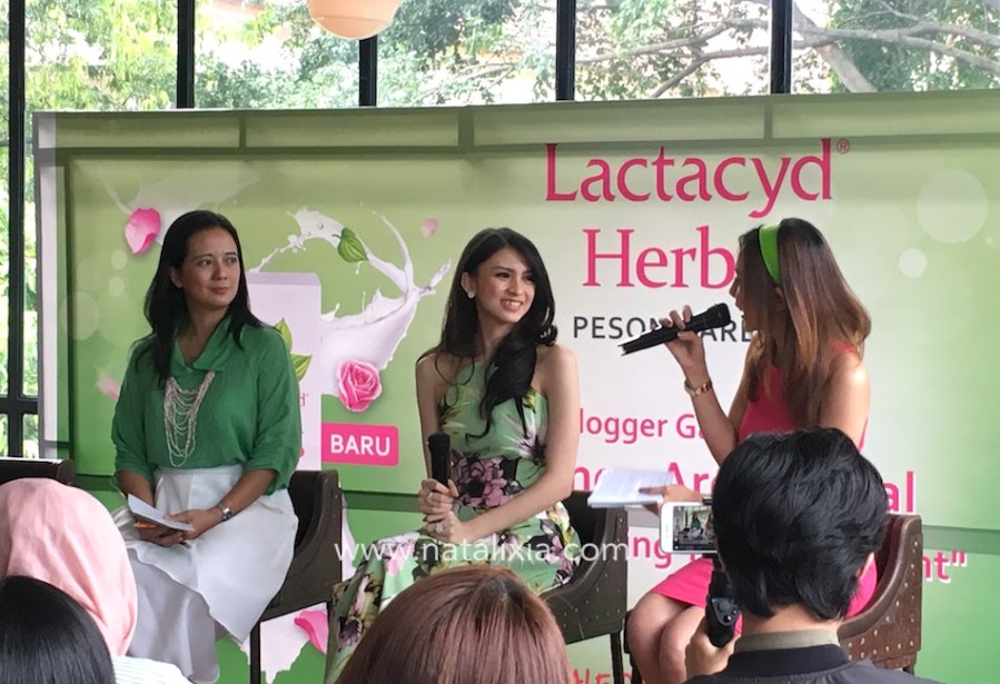 Brand Ambassador Lactacyd, Donita